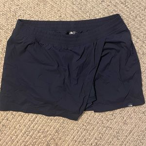 Skirt - golf or tennis